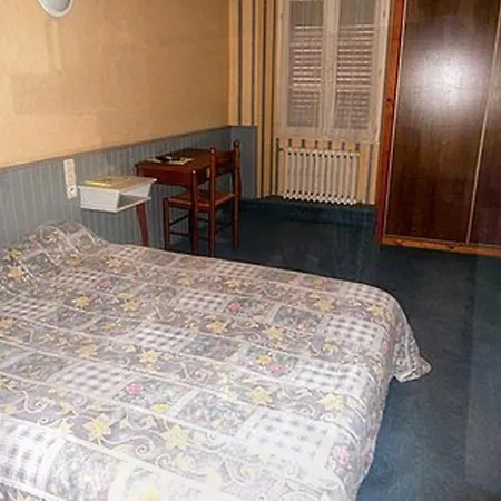Hotel Le Lion D'or 2*