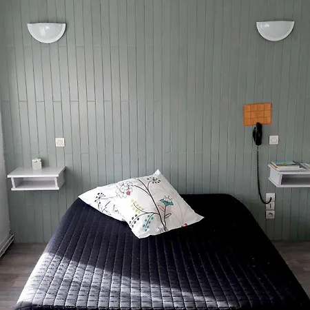 Le Lion D'or Hotel Vezins